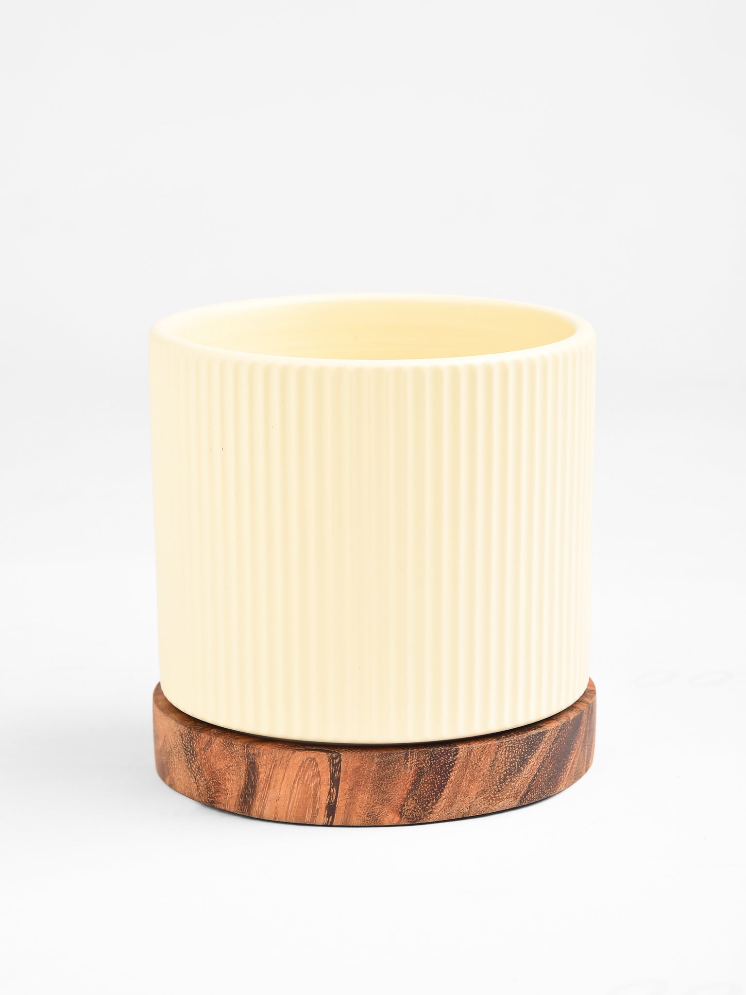 Ceramic Planter with Acacia base